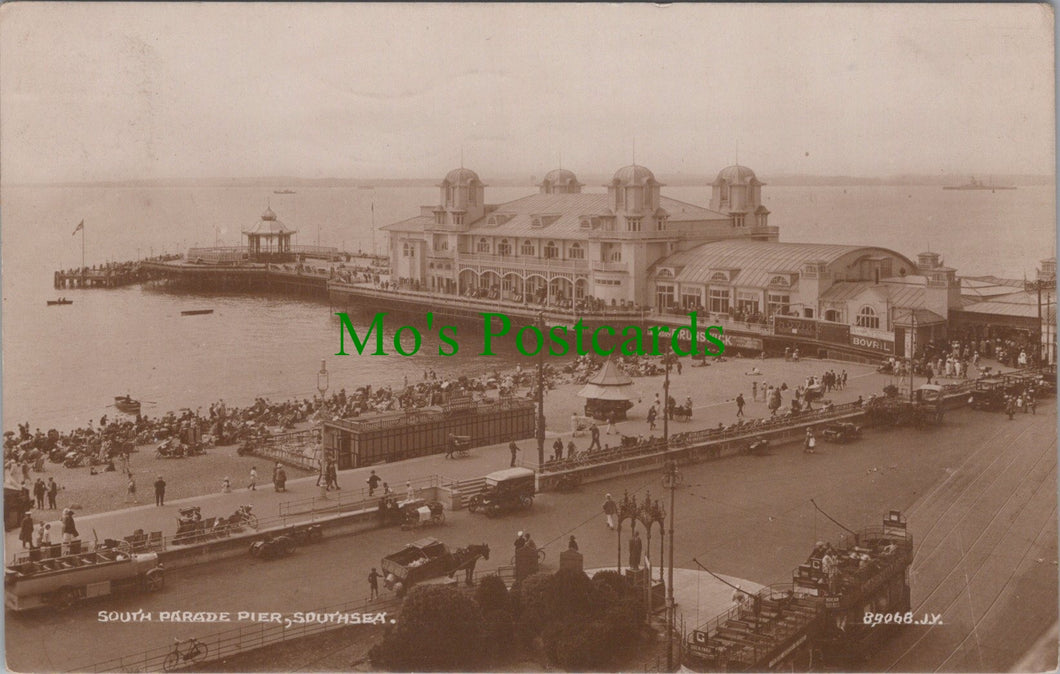 Hampshire Postcard - Southsea, South Parade Pier   SW12653