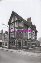 Load image into Gallery viewer, Hampshire Postcard - The Masons Arms, St Marys Road, Southampton SW14508
