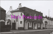 Load image into Gallery viewer, Hampshire Postcard - Gate Inn, Burgess Road, Southampton   SW14511
