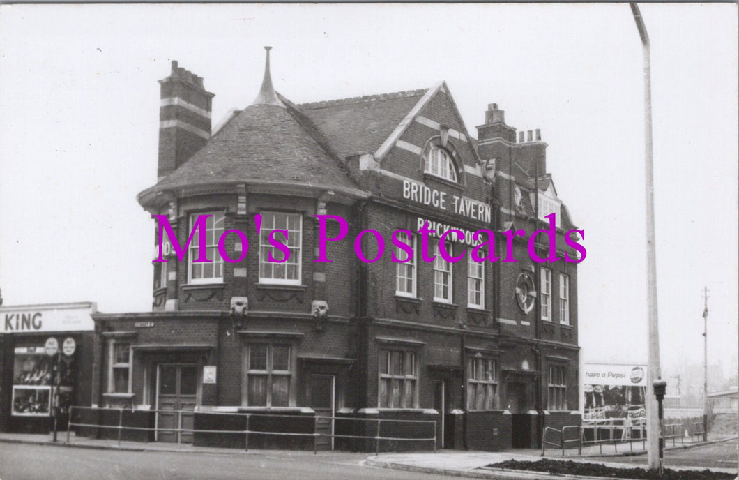 Hampshire Postcard - Bridge Tavern, Southampton   SW14645