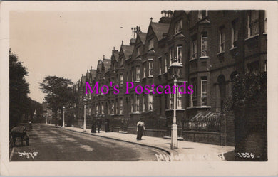 London Postcard - Manor Place, Paddington Green   SW15342
