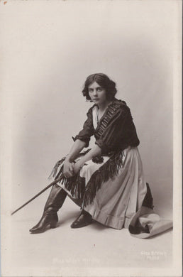 Actress Postcard - Theatrical Performer Winnie Melville  SW16145