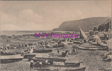 Isle of Wight Postcard - The Sands, Shanklin    HM436