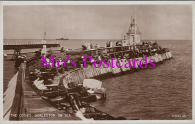 Norfolk Postcard - The Cosies, Gorleston-On-Sea  HM388