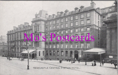 Northumberland Postcard - Newcastle Central Station Hotel SW15371 