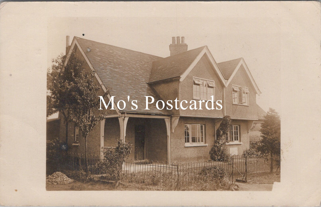 Surrey Postcard - Unidentified House, Lingfield Postmark  SW15533