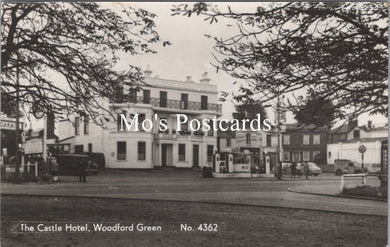 London Postcard - The Castle Hotel, Woodford Green  SW15744