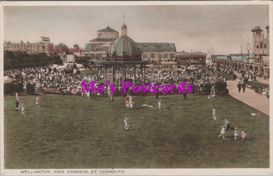 Norfolk Postcard - Great Yarmouth, Wellington Pier Gardens  SW14686