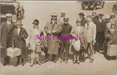 Social History Postcard - Signalman and a Group of Holidaymakers DZ136