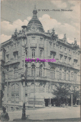 Spain Postcard - Vigo, Hotel Moderno   SW14846