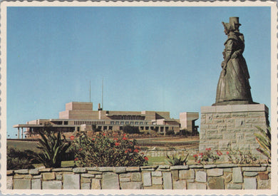 South Africa Postcard - Grahamstown, 1820 Settlers Monument  DC1768