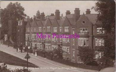 Kent Postcard - Yale Royal, Royal Tunbridge Wells   SW14810