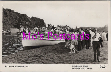 Essex Postcard - Z.S.Swan of Basildon III, Basildon-On-Thames  HM718