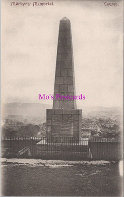Sussex Postcard - Martyrs Memorial, Lewes   DZ172