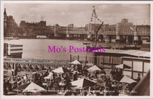 Load image into Gallery viewer, Festival of Britain Postcard - The &#39;51 Bar, South Bank Exhibition  DZ174
