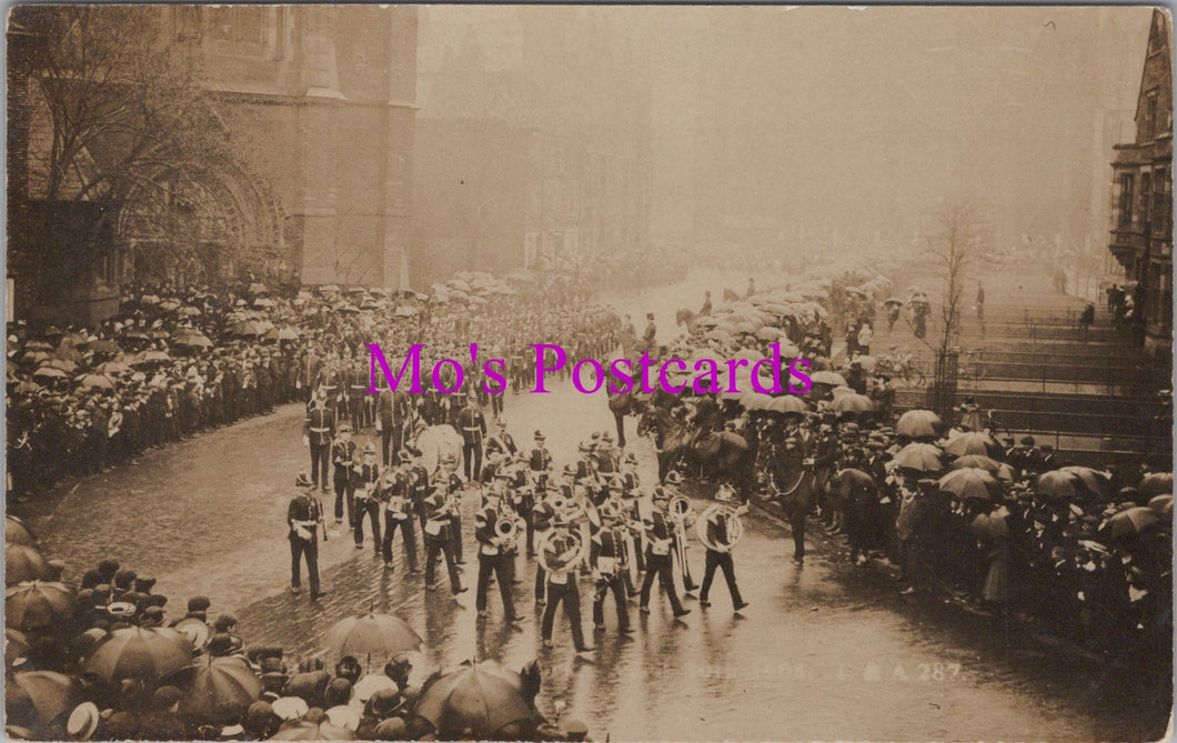 Yorkshire Postcard - York Military Sunday Parade  SW15106