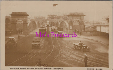 Australia Postcard - Brisbane, Looking North Along Victoria Bridge  SW14908