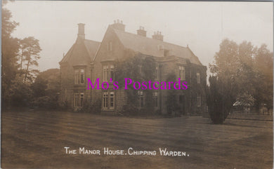 Northamptonshire Postcard - The Manor House, Chipping Warden  SW15767