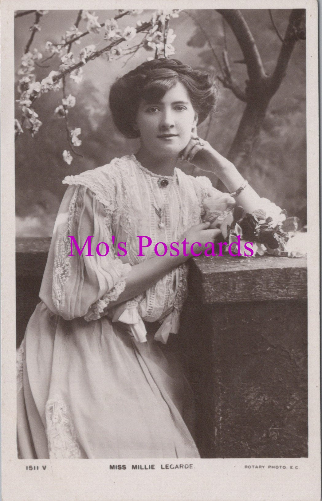 Actress Postcard - Miss Millie Legarde  SW14562