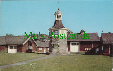 America Postcard - Hyde Park Playhouse, Hyde Park, New York  SW13628