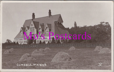 Yorkshire Postcard - Cundall Manor    SW15410