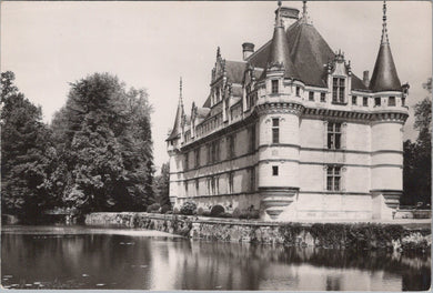 France Postcard - Le Chateau d'Azay-Le-Rideau    SW15926