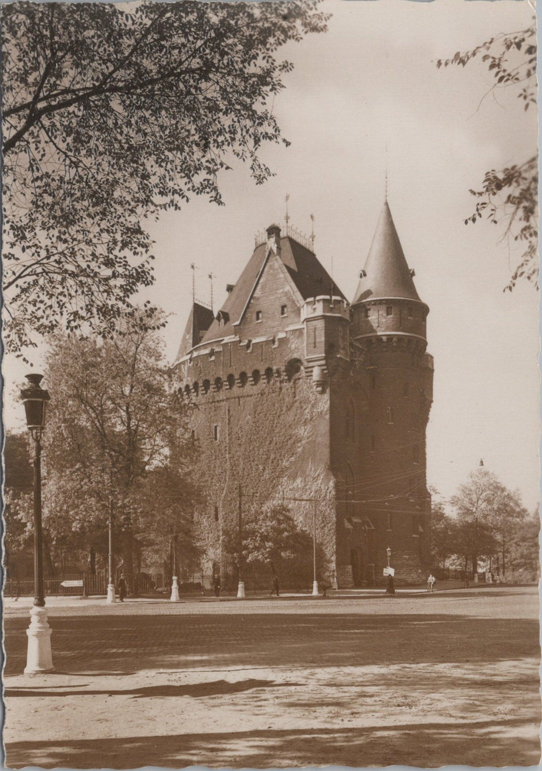 Belgium Postcard - Brussels, The Halle Gate   SW16494