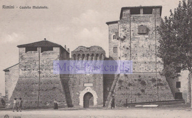 Vintage postcard of a castle with a tower labeled 'Castello Malatesta' in Rimini.