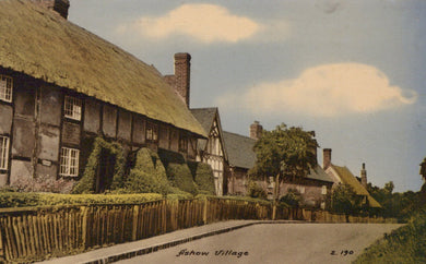 Warwickshire Postcard - Ashow Village   SW20645