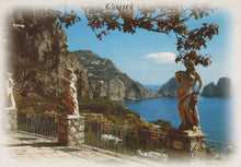 Load image into Gallery viewer, Italy Postcard - Capri Island, The Rocks  SW18948
