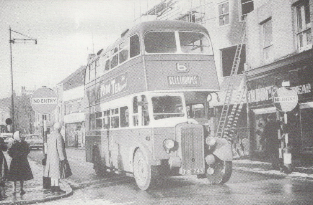 Road Transport Postcard - Daimler Bus No 123 Leaving Bull Ring  SW18978