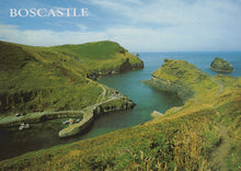 Load image into Gallery viewer, Cornwall Postcard - Boscastle, The Harbour Entrance   SW18982
