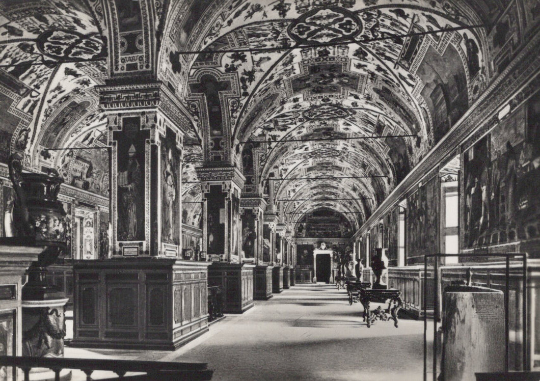 Vatican City Postcard - Library, Sixtine V's Hall  SW19026