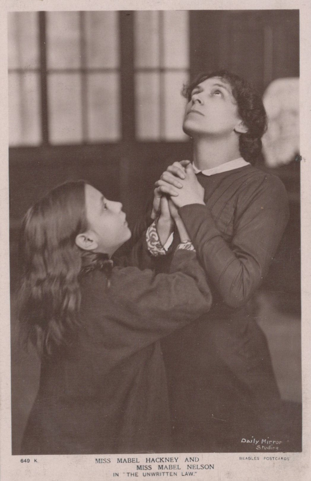Theatrical Postcard - Miss Mabel Hackney and Miss Mabel Nelson  VT558