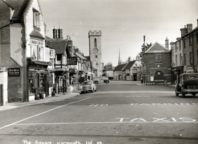 Isle of Wight Postcard - The Square, Yarmouth  SW18141