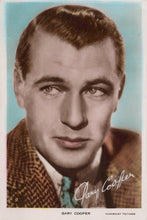 Load image into Gallery viewer, Theatrical Postcard - American Actor Gary Cooper  SW18892
