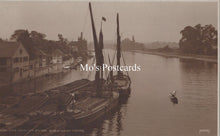 Load image into Gallery viewer, London Postcard - Kingston-on-Thames, View From The Bridge  SW18600
