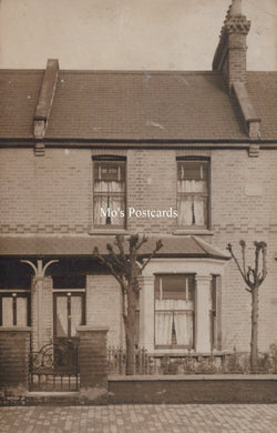 London Postcard - Terraced House, Posted From Beckenham?  SW18626