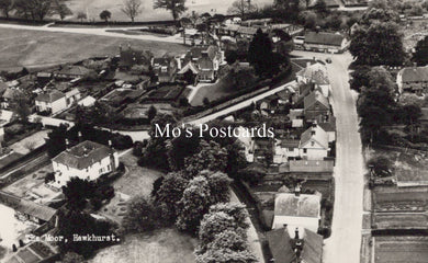 Kent Postcard - The Moor, Hawkhurst  SW18899