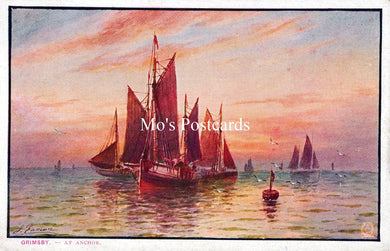 Lincolnshire Postcard - Grimsby, Boats at Anchor  SW18265