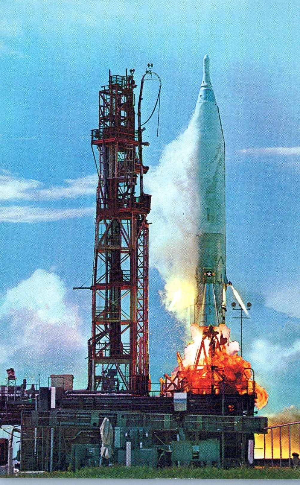 Weapons Postcard - Atlas ICBM at Cape Canaveral  SW18428