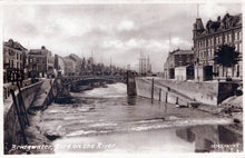 Load image into Gallery viewer, Somerset Postcard - Bridgwater, Bore on The River  SW18460
