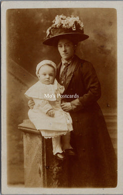 Ancestors Postcard - Portrait of a London Lady and Her Child   SW16968