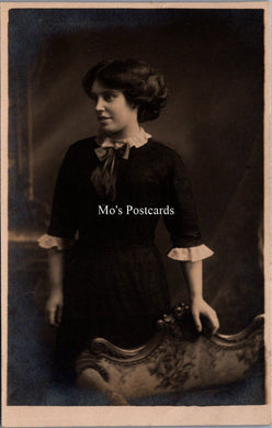 Ancestors Postcard - Portrait of a Young Lady From Christmas 1913 -  SW16851