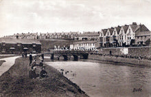 Load image into Gallery viewer, Cornwall Postcard - View of Bude   SW18525
