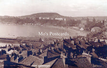 Load image into Gallery viewer, Yorkshire Postcard - Scarborough, South Bay and Oliver&#39;s Mount  SW18538

