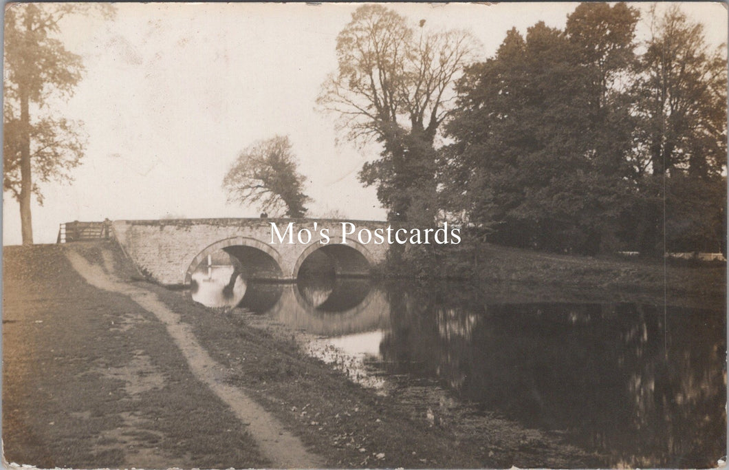 Oxfordshire Postcard - River and Bridge, Wolvercote  SW17791