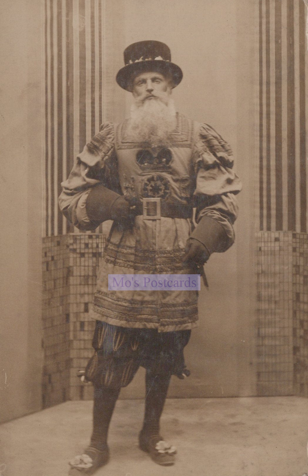 Military Postcard - Yeoman of The Guard  SW20213