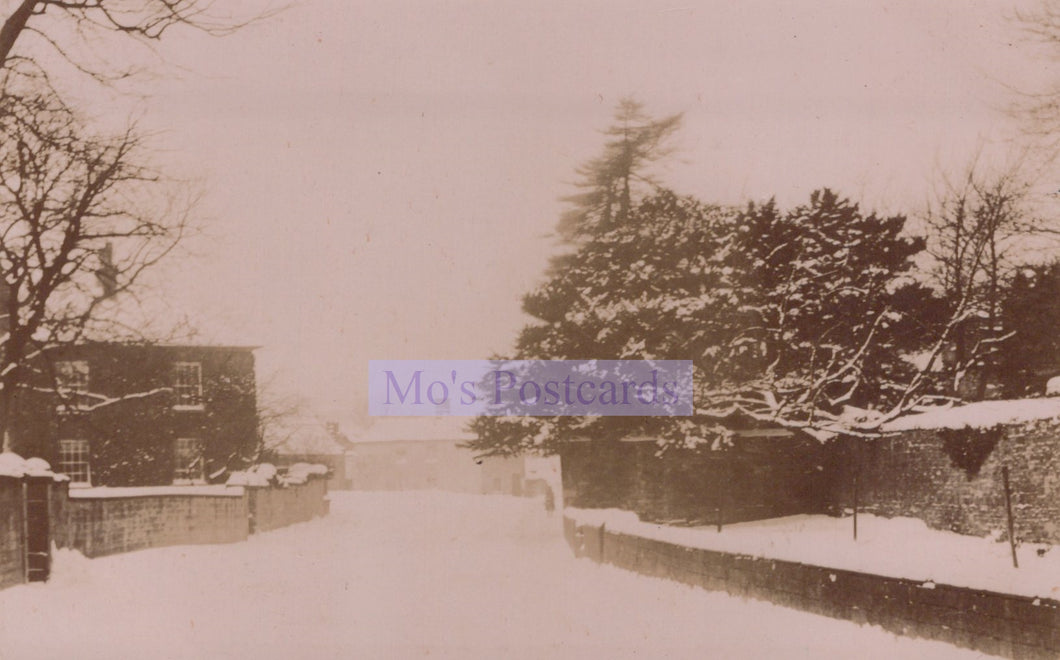 Unknown Location Postcard - Unidentified Village, Snow Scene  SW20241