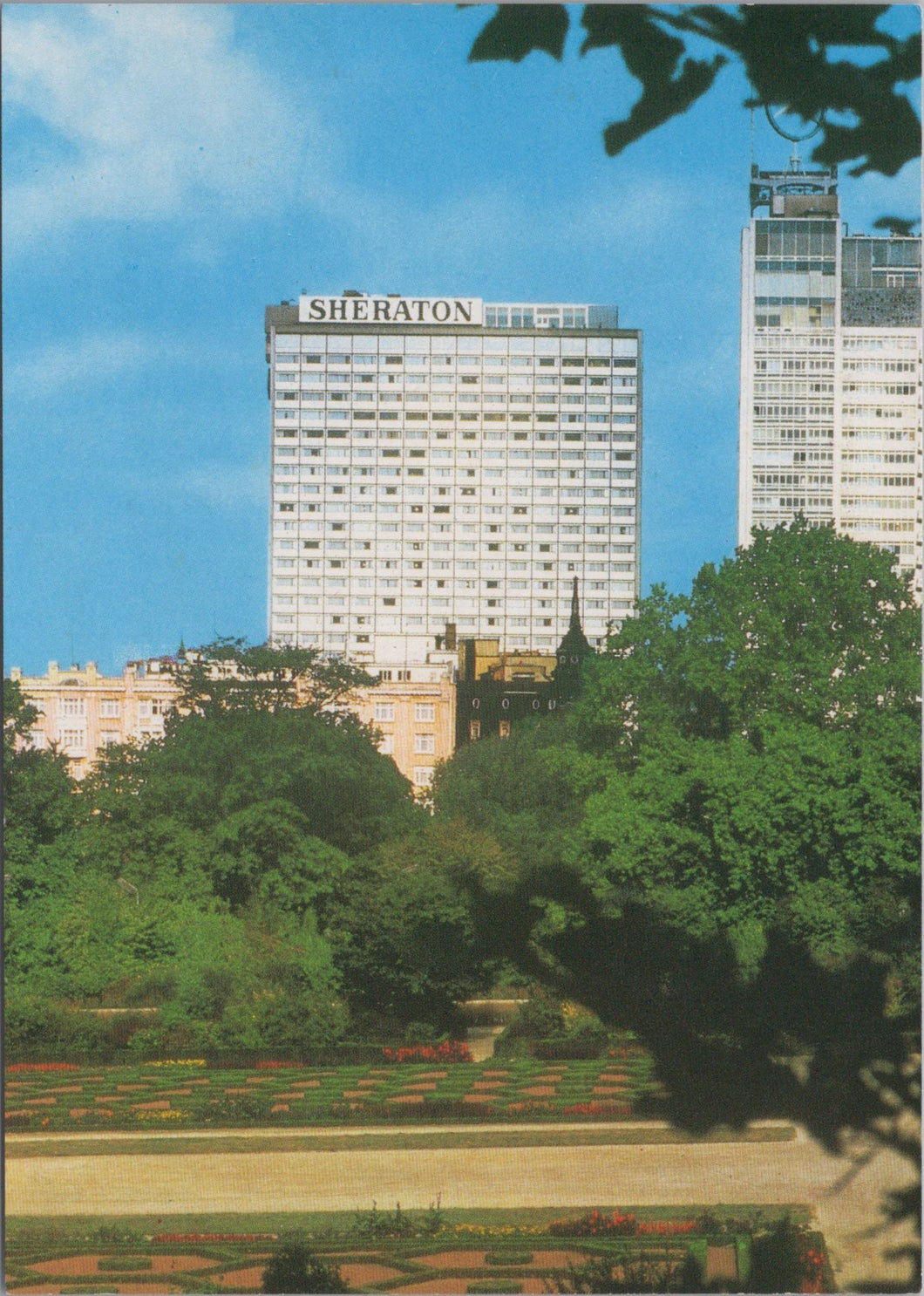 Belgium Postcard - Brussels-Sheraton Hotel and Tower   SW17330